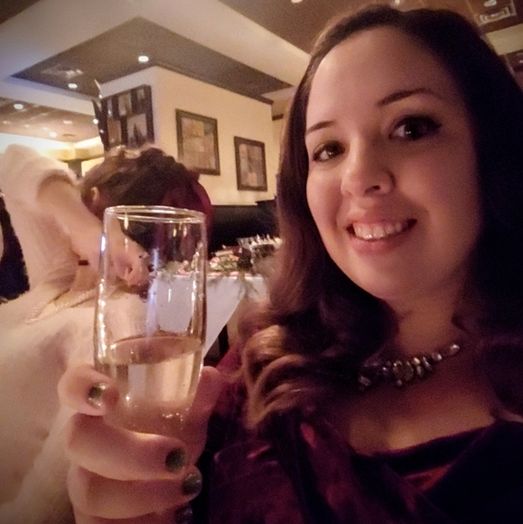 💐Meet Mylissa! Mom, Wife, Floral Designer, Business Owner 💐 - Picture 10 of 16